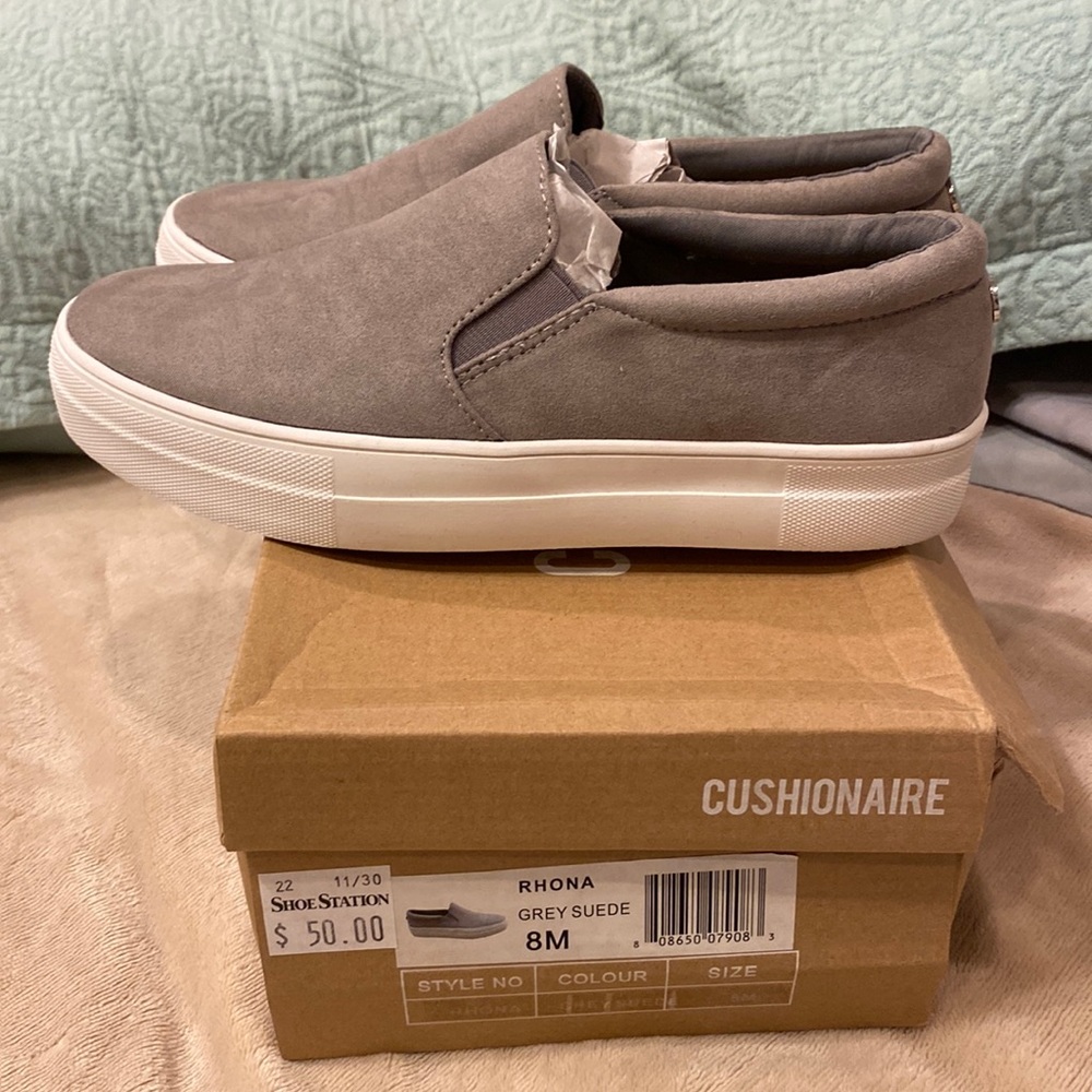 Cushionaire brand Rhona style Grey Suede Slip On Shoes 8M New In Box